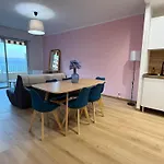Magnifique Face à La Appartement *