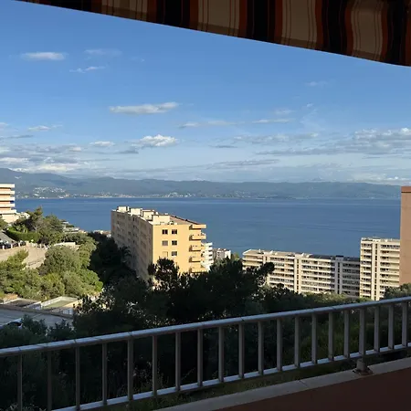 Magnifique Face A La *