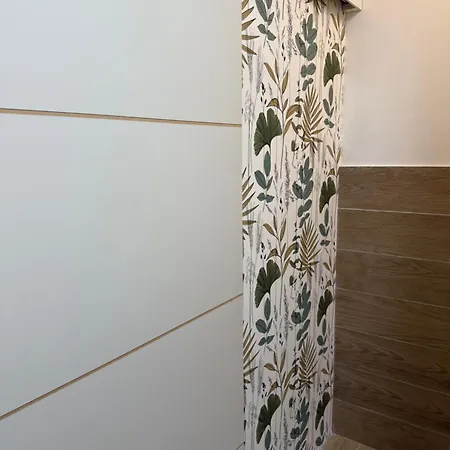 Magnifique Face A La *